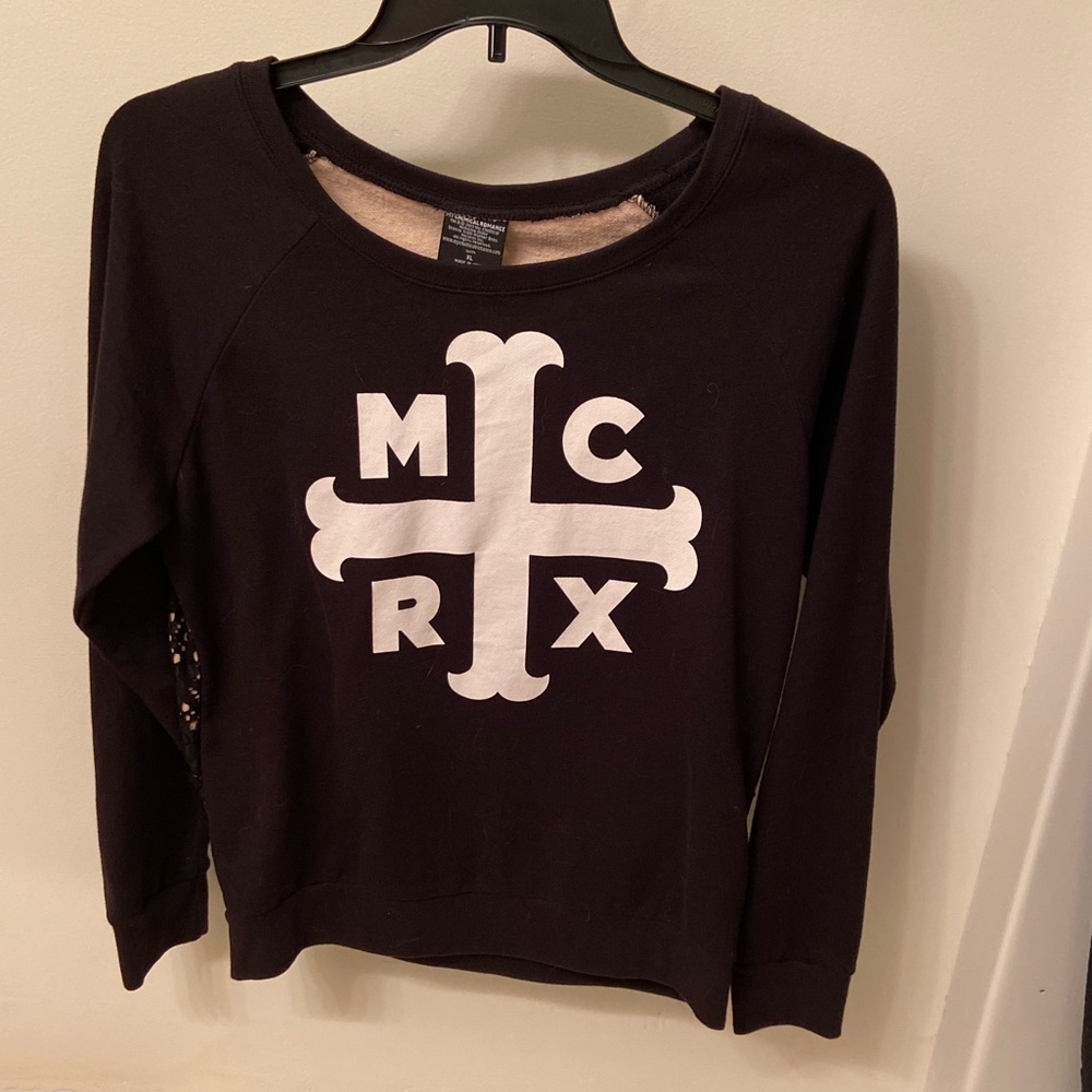 Lack back My Chemical Romance sweater